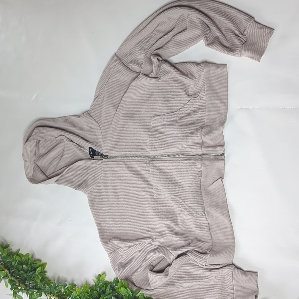 Justify cropped hoodie size medium